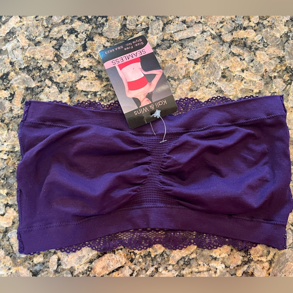 NWT seamless tube top strapless bra